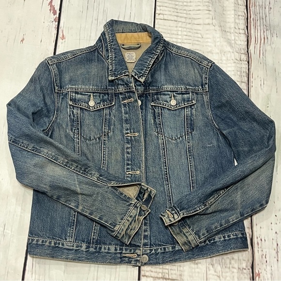 GAP women’s Denim boxy trucker Jacket dirty wash Medium Y2K fashion - Picture 6 of 17